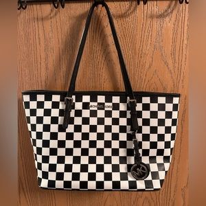 Michael Kors small Jet Set purse